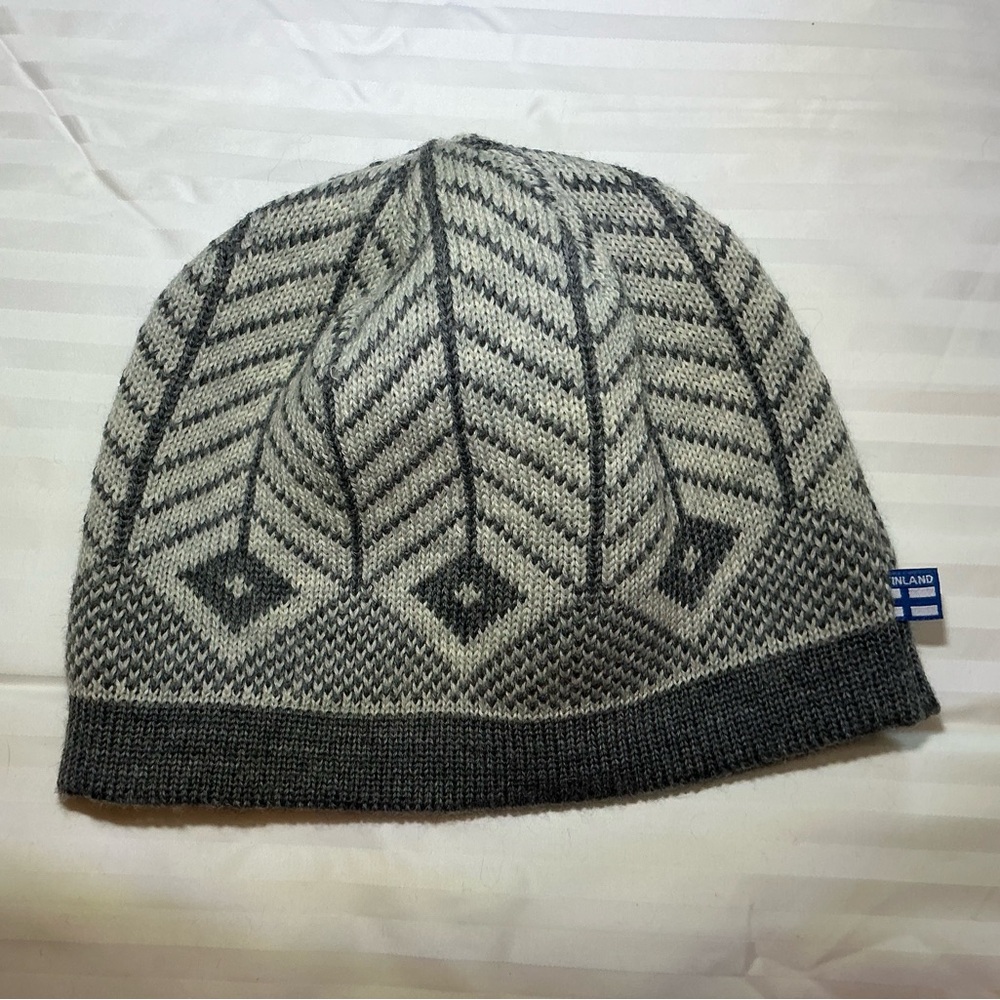 Nordic Wool Beanie Gray Hat with Finland Flag Unisex size Large
